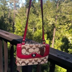 VINTAGE COACH Shoulder Bag Wallet Purse w Turn Lock Khaki/Red Silver Hardware